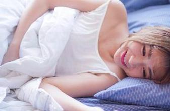GIRLT果团网 - 在裴希西的“御姐”写真里，图包里的每个细节都透着一股淡淡的魅惑，啊，真想多看几遍。