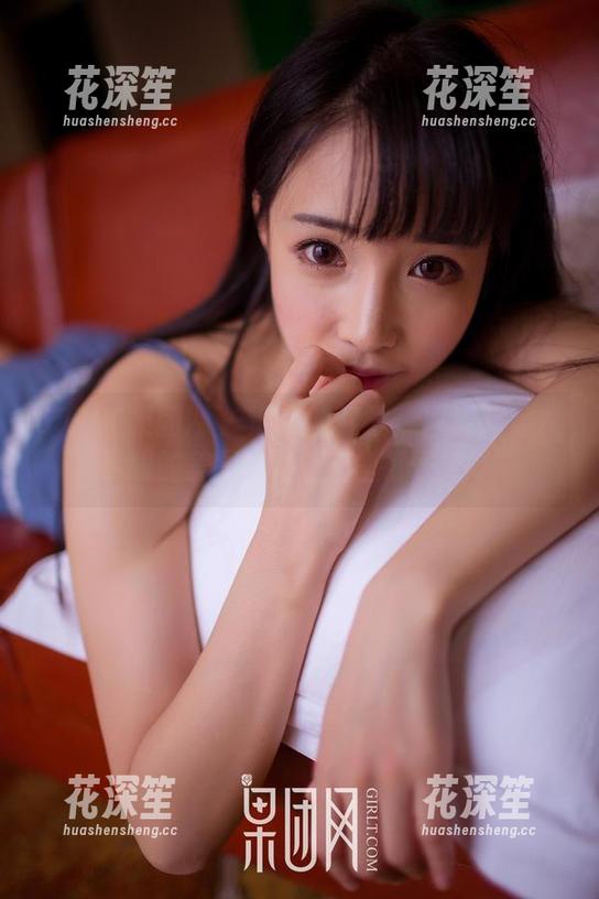 GIRLT果团网 - 迟来的下载：通灵儿穿水手服的美图，心里有些小激动。