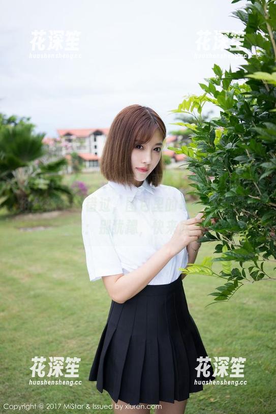 MiStar魅妍社 - 原图更新！小乔Joyi这组丝袜不能错过，图包里的每一张都似乎在说：别犹豫，快来欣赏！