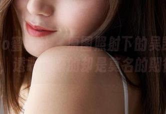 MiiTao蜜桃社 - 原图照射下的吴凯莉Kelly，透明带来的却是莫名的期待。