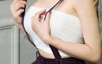 UGirls尤果网 - 别去别处，孟狐狸的免费制服套图才是你今天的‘开胃菜’！