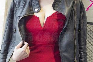 UGirls尤果网 - 在杨乔之的短裙里，资源和好奇心统统涌现！