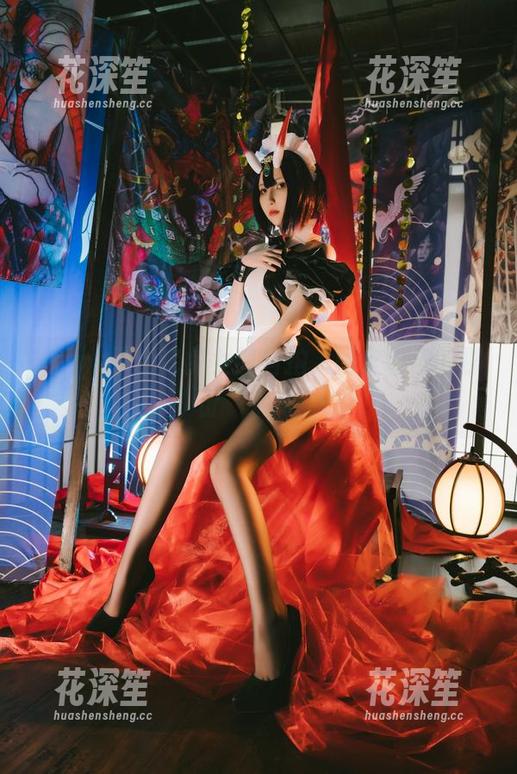 Vams子 Vams子全套兔女郎自拍,暗含调皮的那份“呆萌”