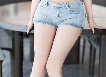 XIAOYU语画界 - 用心的林乐一，原图中的“厨娘”可是一种不言而喻的“分享”。