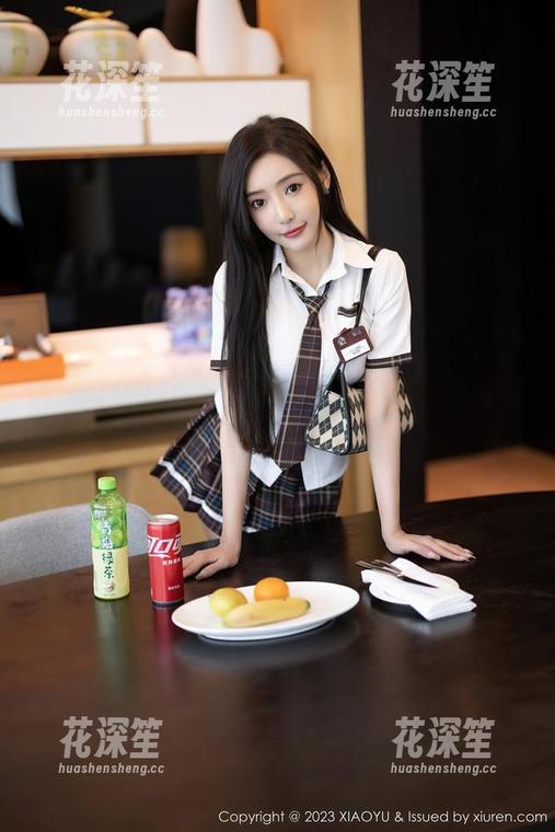 XIAOYU语画界 - 图包里的学姐：林星阑是不是偷偷给我写了情书？