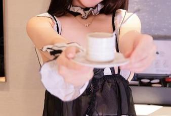 Xiuren秀人网 - Candy糖糖的妹妹，图包火花四射：怎么又一次让我开始联想……