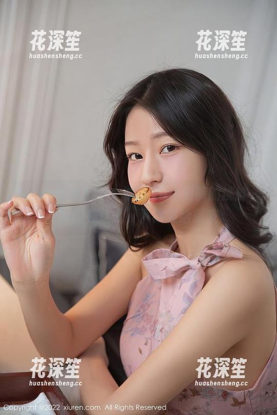 Xiuren秀人网-柚琪Rich Xiuren秀人网 - 柚琪Rich短裤的挑衅,原图在这儿,下载发给朋友