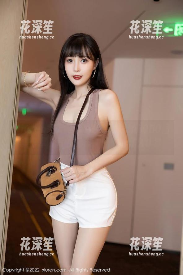 Xiuren秀人网-熊吖BOBO Xiuren秀人网 - 办公室的熊吖BOBO图集分享,专注工作,但也没那么认真