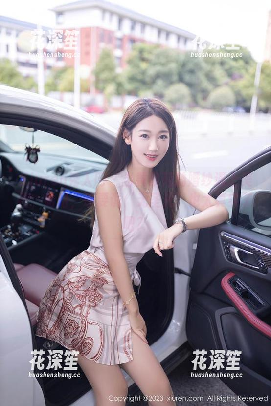 Xiuren秀人网-黄歆苑 Xiuren秀人网 - 当黄歆苑的婚纱遇上美图,哈哈,硬要说‘无圣光’也太真实了吧?