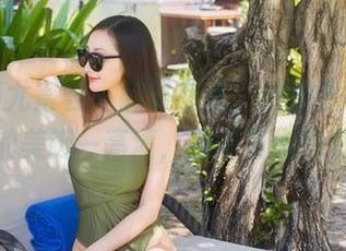 YouMi尤蜜荟 - 随时在线，细看尤妮丝Egg的美脚—高清，清晰到你想摸！