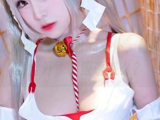 当miko酱ww化身甜心女仆，最新cos火力全开，制服诱惑么？