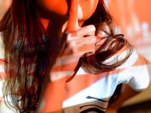 pans - 浴室自拍：梦梦教你如何拍出有水的写真，点击下载没错！