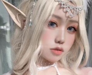 女友的私拍合集，一笑芳香沁的慢动作狂想曲