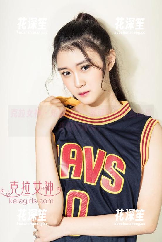 克拉女神-苏可可 克拉女神 - 短裙探索,苏可可图包里的那些微妙时刻。