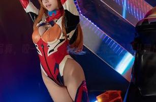 格温的写真，咬一口兔娘你这灵感来源是哪儿冒出来的？