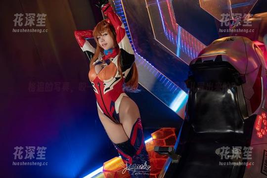 格温的写真，咬一口兔娘你这灵感来源是哪儿冒出来的？
