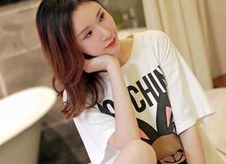 嗲囡囡 - 施忆佳KITTY与她的日常私拍，恍惚间的轻松与难言的欢愉