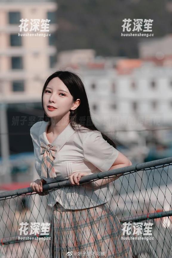 妍子坚不可摧的可爱图，原图真的是随便一张都适合做壁纸！