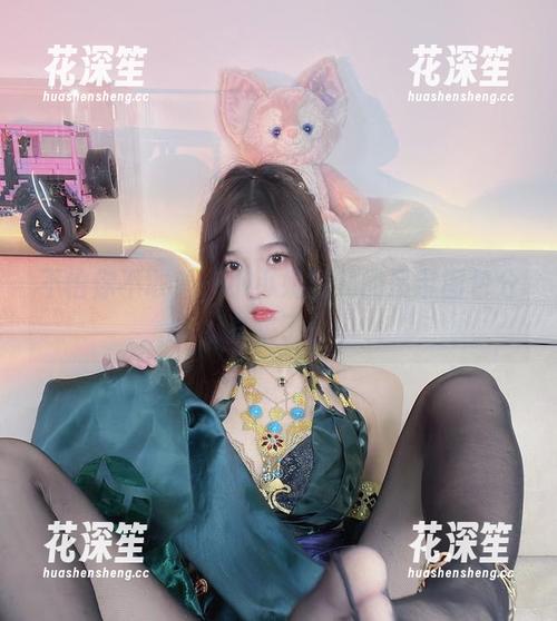 小小奶瓶儿 不怕你不敢看,小小奶瓶儿的吊带图包分享来了!