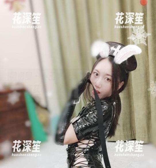 小玉吃果冻 微密圈 - 小玉吃果冻的绑带胶衣图册,免费获取,这个机会怎么能放过?