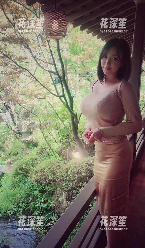微密圈 - 溶解在透明的“小芯酱”，资源里的每一幕都让我忍不住细品。