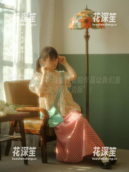 幼水铃衣 透明?不不不!幼水铃衣的作品让我们重新定义‘不着边际’!