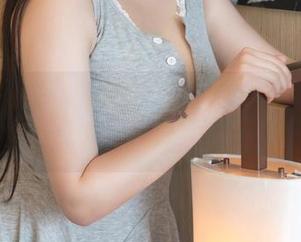 推女神 - 想学苏糯米Mi的旗袍穿搭？看原图、精选，包你后悔没早点看到！