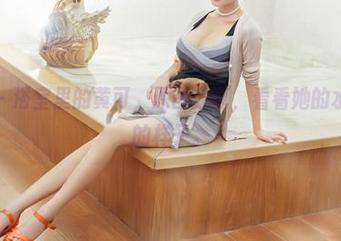 推女郎 - 浴室里的黄可，原图分享，看看她的水花四溅的样子。