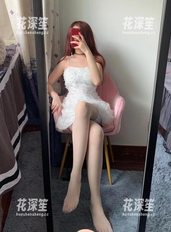 微密圈 - 美图+图集：提袜少女带你见识不一样的微信朋友圈风采