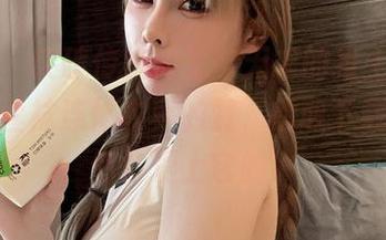 微密圈 - 突破传统的无欲无求的推土君，蕾丝吊带丝袜连体衣真的赞，勇敢下载原图，你会爱上它的！