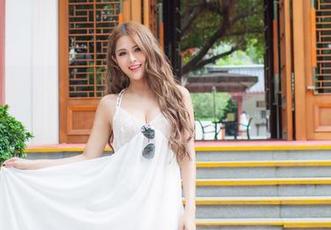 爱蜜社 - 水手服下的“拨浪鼓”：黄歆苑在图库里晃悠～