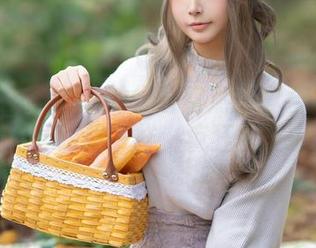 玉汇 kokuhui的绿意盎然写真合集：这里的绿跟我一样，疯狂生长中！