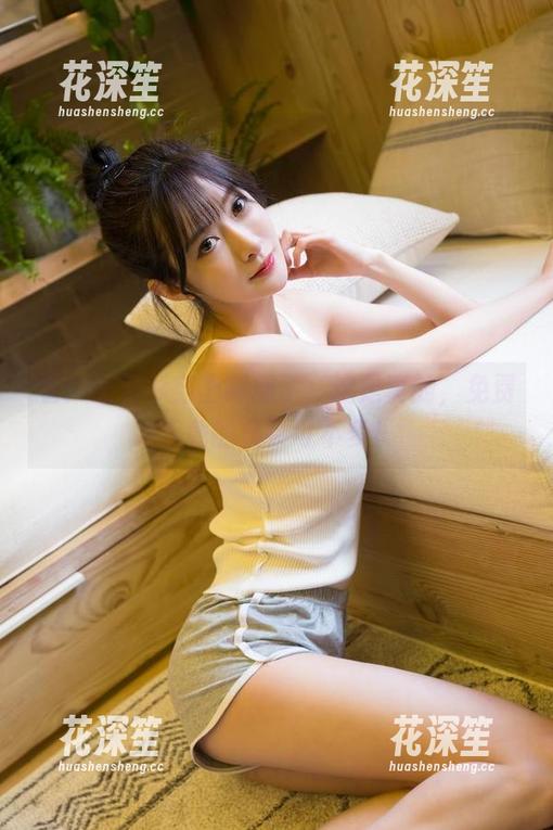 看！王羽杉穿上制服了，这是真的，免费下载的机会可不多！