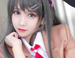 神探火狸狸的裸足cos，一脚踢开重力的禁锢？