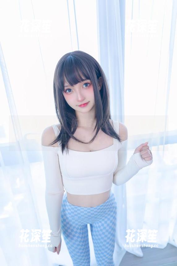神楽坂真冬 这高清图集神楽坂真冬心机满满,你的“肉丝”只是不停地让人想多看两眼