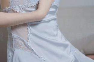 微密圈 - 禅院熏的高清图包，看完我不得不说——她的脚也太会放电了吧？