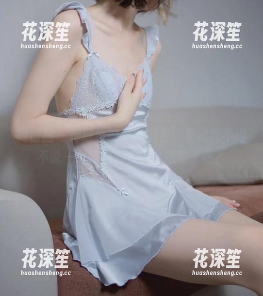 微密圈 - 禅院熏的高清图包，看完我不得不说——她的脚也太会放电了吧？