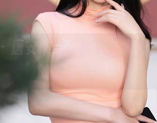 秀人网 - 唐安琪的“修女”套图，美图里的圣洁与调皮