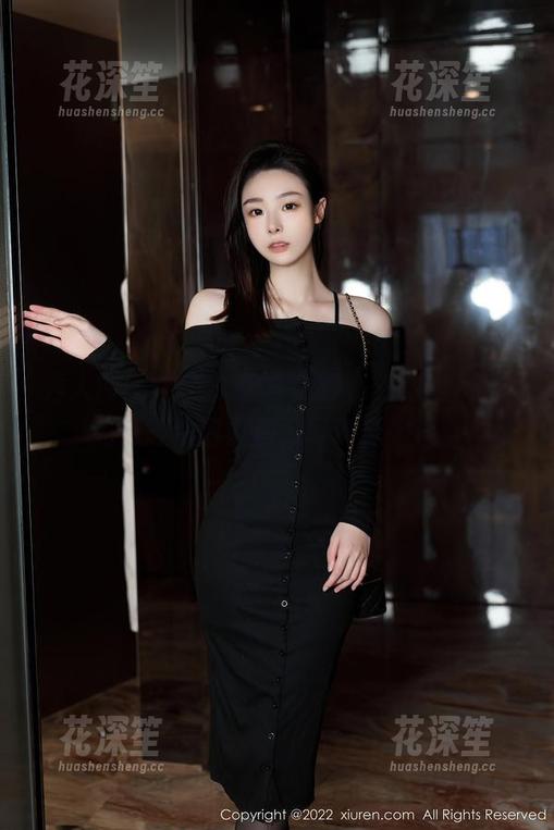 秀人网 - 这个水手服在章芃芃身上，没圣光照耀依旧冒泡，写真真有趣。