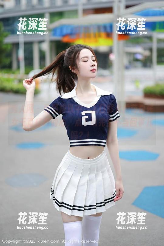 秀人网 - 原图排队中，入口即化的萌白酱女王直打我的心，点下载完全不当回事儿吗？！