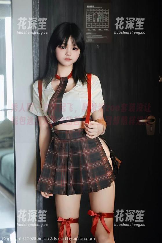 秀人网 - 皮夹起飞，陈茜妮zoe套装没让钱包透出无圣光的苦恼，美图却照样爆红！