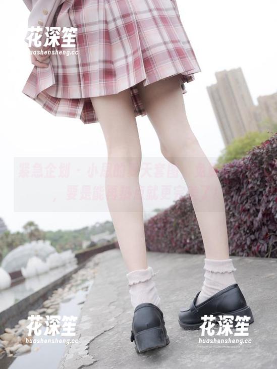 紧急企划-小恩 紧急企划 - 小恩的夏天套图,免费拿走哦,要是能再热点就更完美了!