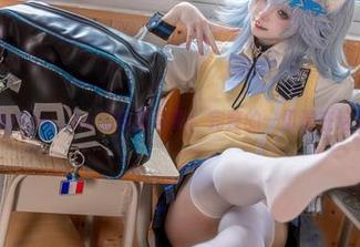 纸悦Etsu_ko的教室写真：完整的一切都在这里了