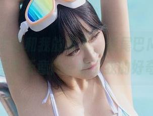 定制属于你和我的夏天，脱尾巴Mizuki的写真无意间点燃了我的好奇。