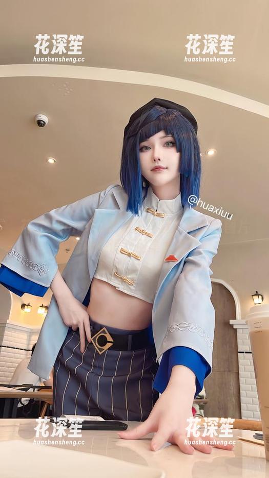 花兮_honoka 花兮_honoka的清纯写真:每一张图片都仿佛在说“别靠太近”。