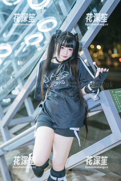 落落Raku 从CITYGIRL到原图,你能猜出落落Raku的心思吗?