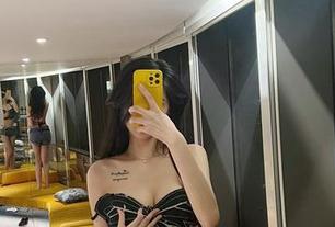 微密圈 - 你见过最新的葛征和那一抹蕾丝吗？原图里暗藏着小秘密