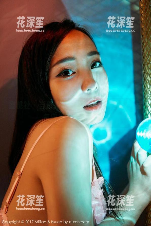 蜜桃社-佩琦Pinky 蜜桃社 - 当厨娘遇上佩琦Pinky更新:香气四溢,欢乐无限!