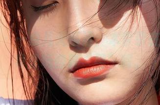 蜜桃社 - 一点儿光都没，木奈奈在夏日写真里玩得真“黑”啊。