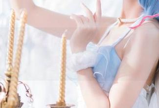 教室里的贝儿酱Miki，图包下载一把抓不着的青春。